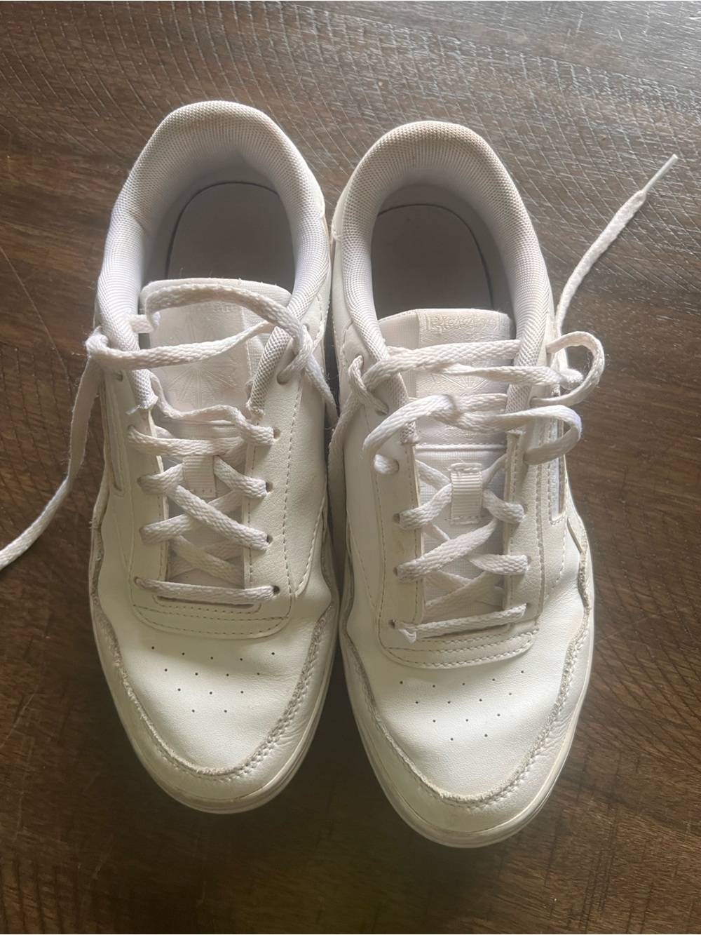 Reebok White Low-Top Women's Sneakers